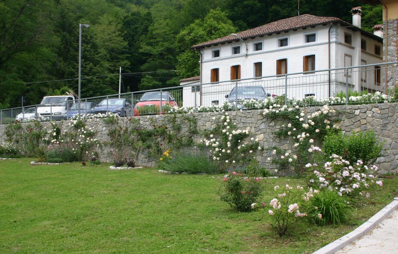 Vila Pikes Pulfero Exteriér fotografie
